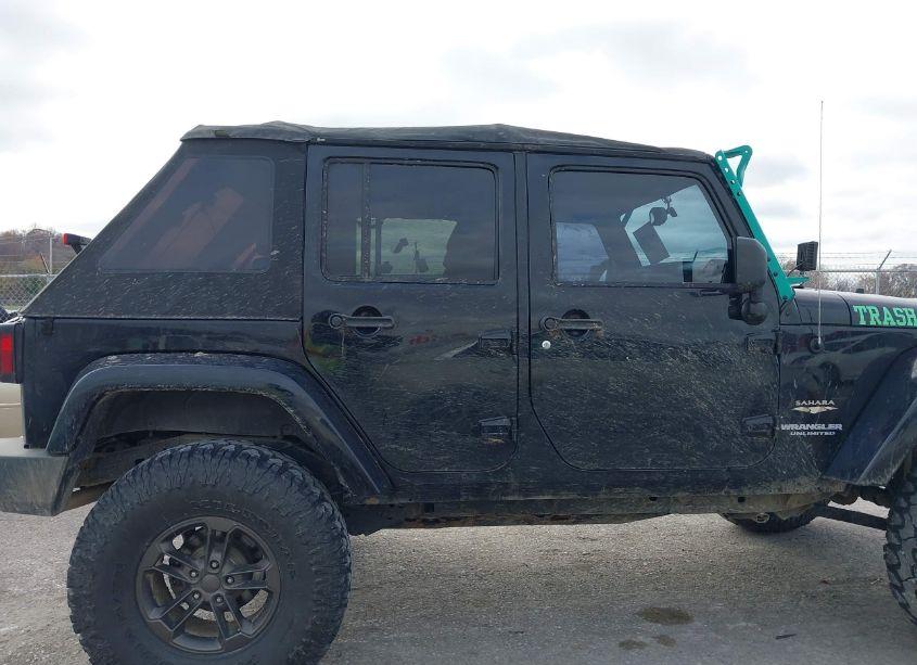 Photo 13 of 2013 Jeep Wrangler UNLIMITED SAHARA (VIN 1C4BJWEG2DL501314)