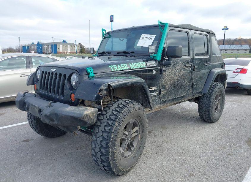 Photo 2 of 2013 Jeep Wrangler UNLIMITED SAHARA (VIN 1C4BJWEG2DL501314)