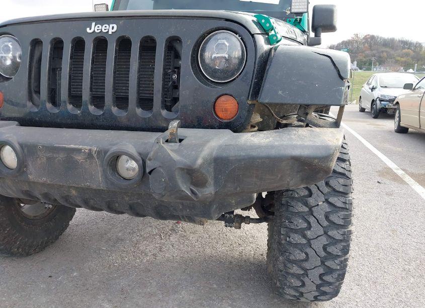 Photo 6 of 2013 Jeep Wrangler UNLIMITED SAHARA (VIN 1C4BJWEG2DL501314)