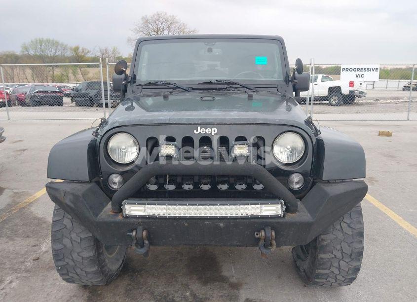 Photo 12 of 2014 Jeep Wrangler UNLIMITED SAHARA (VIN 1C4BJWEG2EL122962)