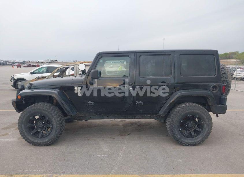 Photo 14 of 2014 Jeep Wrangler UNLIMITED SAHARA (VIN 1C4BJWEG2EL122962)