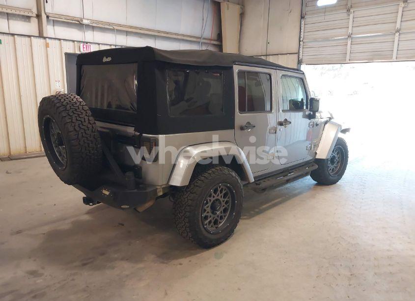 Photo 4 of 2014 Jeep Wrangler UNLIMITED SAHARA (VIN 1C4BJWEG2EL196964)