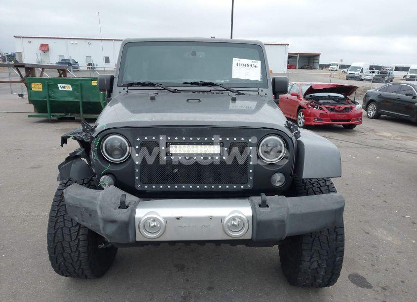 Photo 12 of 2014 Jeep Wrangler UNLIMITED SAHARA (VIN 1C4BJWEG2EL240624)
