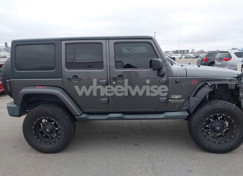 Photo 13 of 2014 Jeep Wrangler UNLIMITED SAHARA (VIN 1C4BJWEG2EL240624)