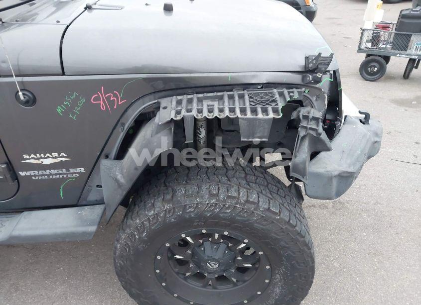 Photo 17 of 2014 Jeep Wrangler UNLIMITED SAHARA (VIN 1C4BJWEG2EL240624)