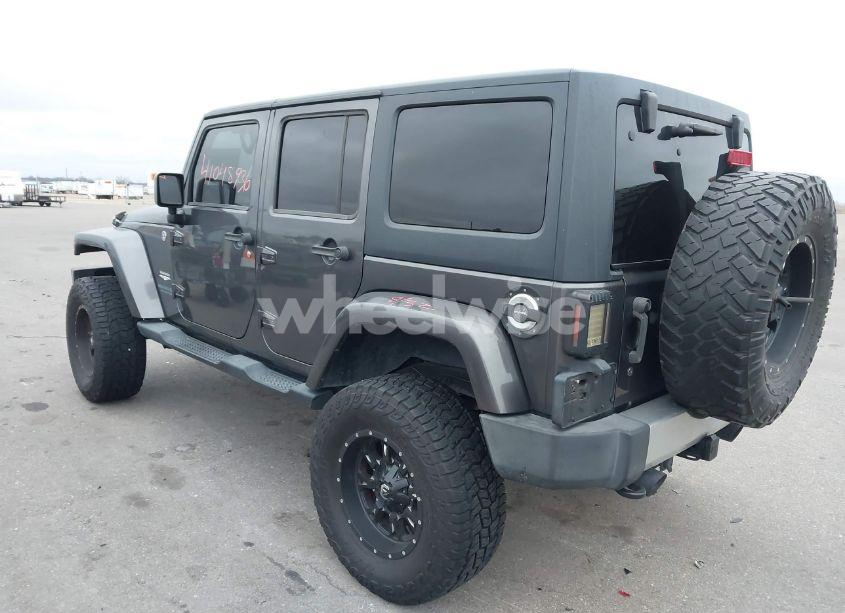 Photo 3 of 2014 Jeep Wrangler UNLIMITED SAHARA (VIN 1C4BJWEG2EL240624)