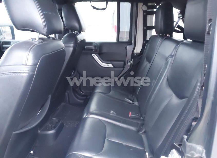 Photo 8 of 2014 Jeep Wrangler UNLIMITED SAHARA (VIN 1C4BJWEG2EL240624)