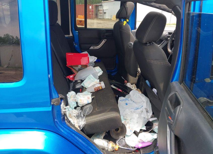 Photo 8 of 2016 Jeep Wrangler UNLIMITED SAHARA (VIN 1C4BJWEG2GL143362)