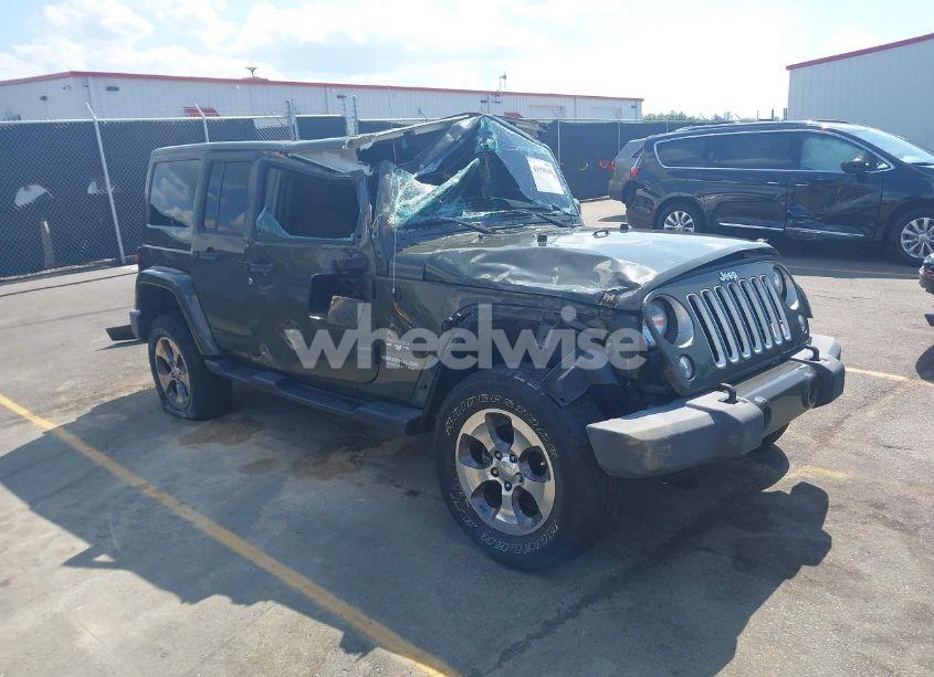 2016 Jeep Wrangler UNLIMITED SAHARA (VIN 1C4BJWEG2GL161375) main photo