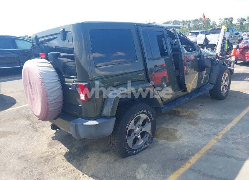 Photo 4 of 2016 Jeep Wrangler UNLIMITED SAHARA (VIN 1C4BJWEG2GL161375)
