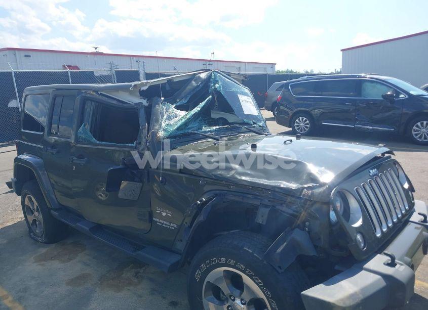 Photo 6 of 2016 Jeep Wrangler UNLIMITED SAHARA (VIN 1C4BJWEG2GL161375)