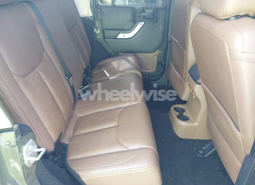 Photo 8 of 2016 Jeep Wrangler UNLIMITED SAHARA (VIN 1C4BJWEG2GL161375)