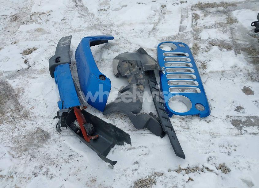 Photo 12 of 2016 Jeep Wrangler UNLIMITED SAHARA (VIN 1C4BJWEG2GL170268)