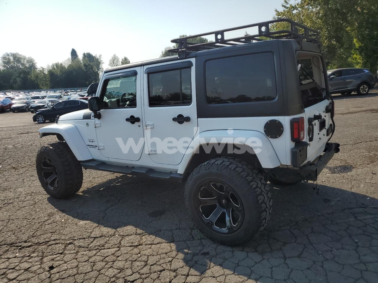Photo 2 of 2016 JEEP WRANGLER UNLIMITED SAHARA (VIN 1C4BJWEG2GL220117)