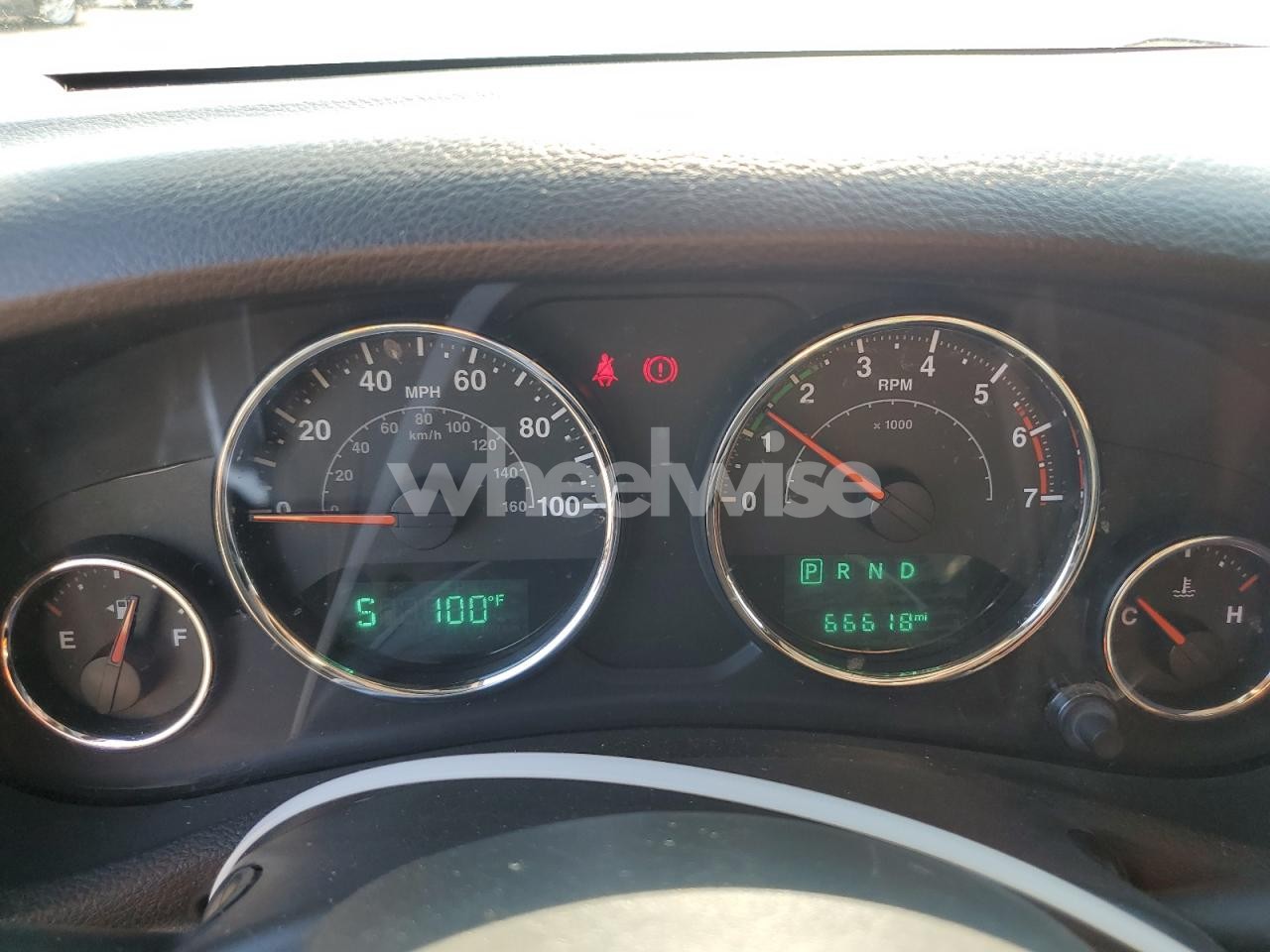 Photo 9 of 2016 JEEP WRANGLER UNLIMITED SAHARA (VIN 1C4BJWEG2GL220117)