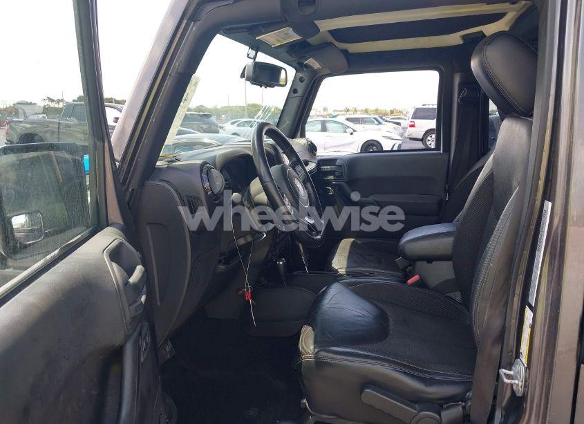 Photo 5 of 2017 Jeep Wrangler UNLIMITED WINTER 4X4 (VIN 1C4BJWEG2HL612421)