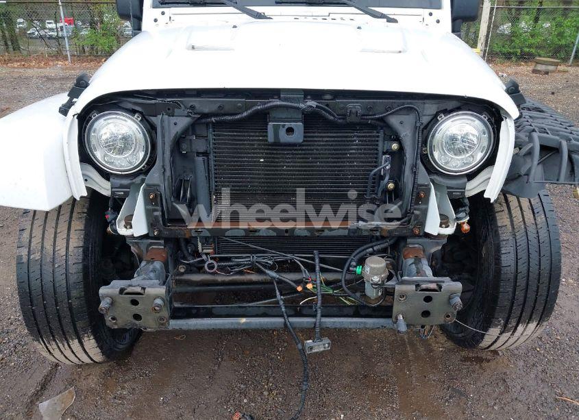 Photo 6 of 2017 Jeep Wrangler UNLIMITED SMOKY MOUNTAIN 4X4 (VIN 1C4BJWEG2HL676989)