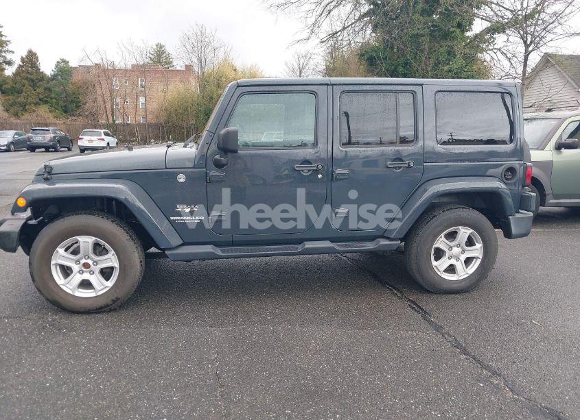 Photo 6 of 2017 Jeep Wrangler UNLIMITED SAHARA 4X4 (VIN 1C4BJWEG2HL750928)