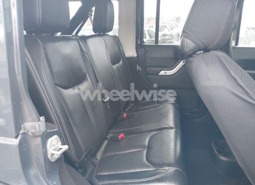 Photo 8 of 2017 Jeep Wrangler UNLIMITED SAHARA 4X4 (VIN 1C4BJWEG2HL750928)