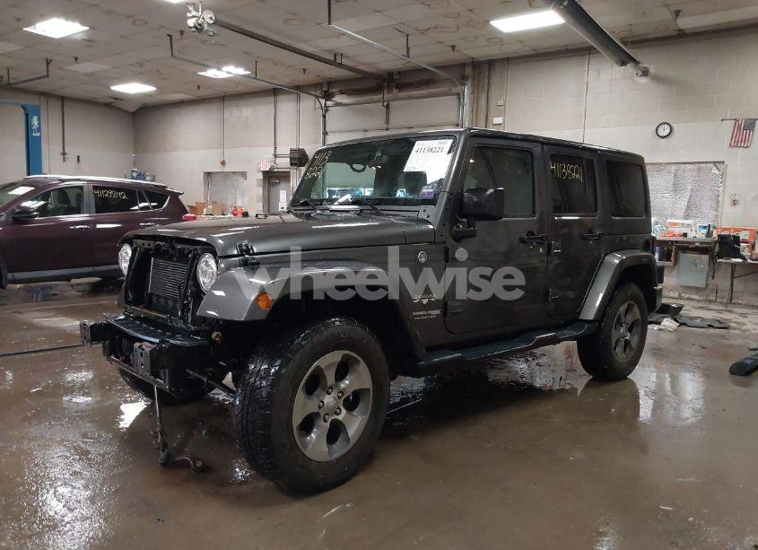 Photo 2 of 2018 Jeep Wrangler JK UNLIMITED SAHARA 4X4 (VIN 1C4BJWEG2JL924325)