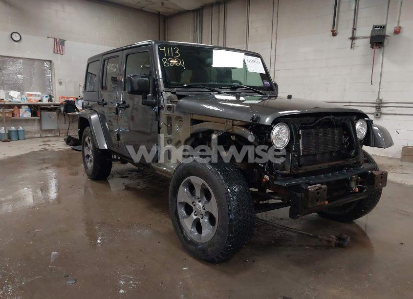 Photo 6 of 2018 Jeep Wrangler JK UNLIMITED SAHARA 4X4 (VIN 1C4BJWEG2JL924325)