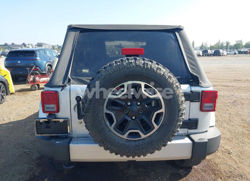 Photo 16 of 2012 Jeep Wrangler UNLIMITED SAHARA (VIN 1C4BJWEG3CL269238)