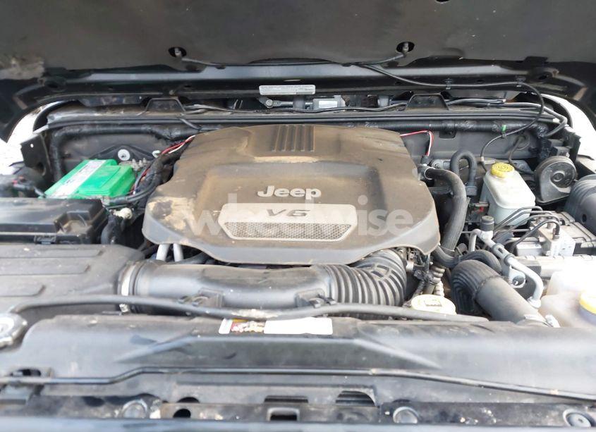 Photo 10 of 2013 Jeep Wrangler UNLIMITED MOAB (VIN 1C4BJWEG3DL612549)