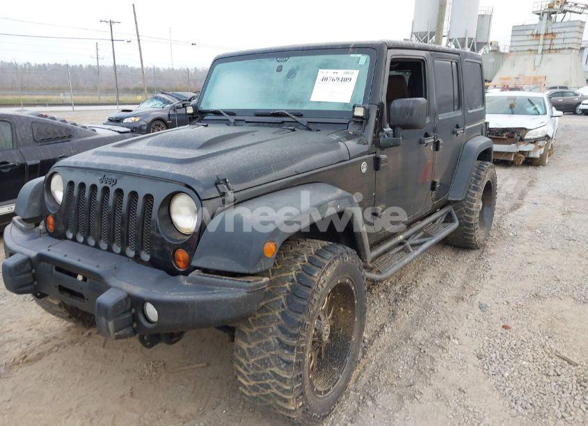 Photo 2 of 2013 Jeep Wrangler UNLIMITED MOAB (VIN 1C4BJWEG3DL612549)