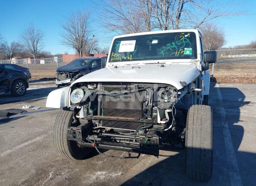 Photo 6 of 2013 Jeep Wrangler UNLIMITED SAHARA (VIN 1C4BJWEG3DL658530)