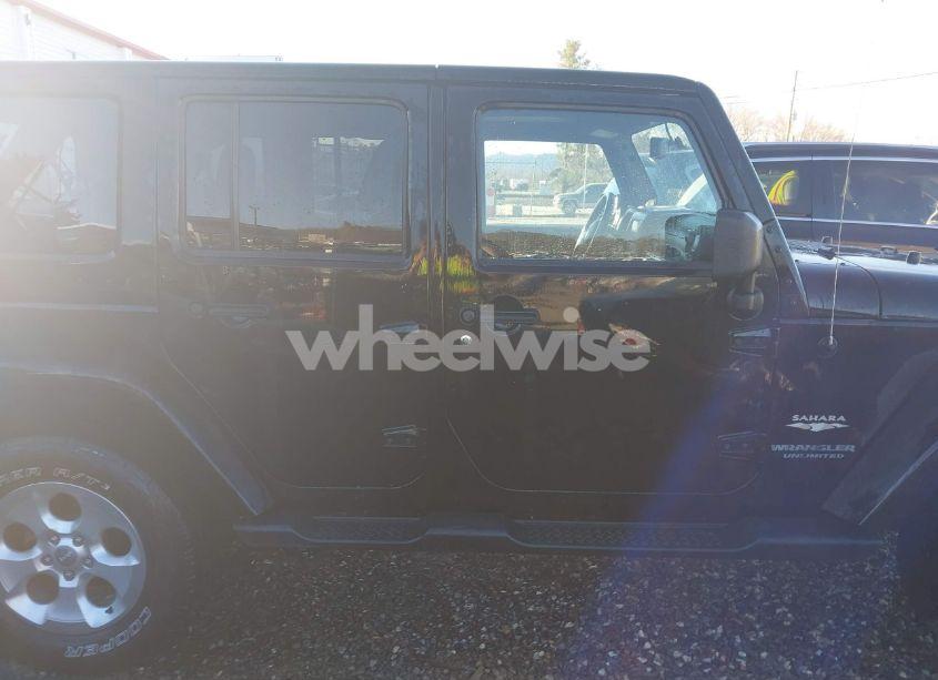 Photo 13 of 2014 Jeep Wrangler UNLIMITED SAHARA (VIN 1C4BJWEG3EL124350)