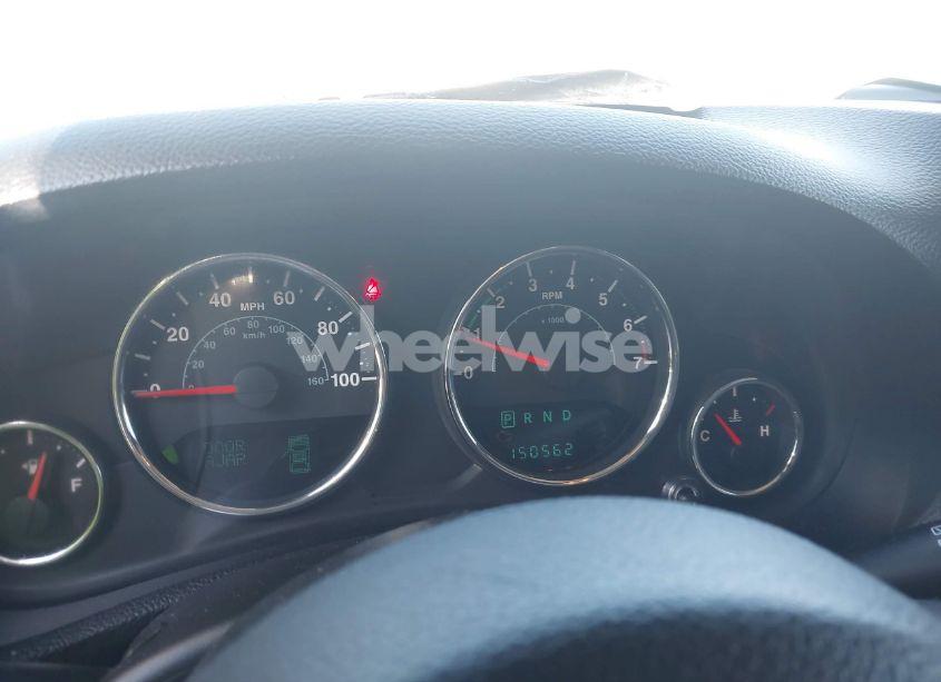 Photo 7 of 2014 Jeep Wrangler UNLIMITED SAHARA (VIN 1C4BJWEG3EL124350)