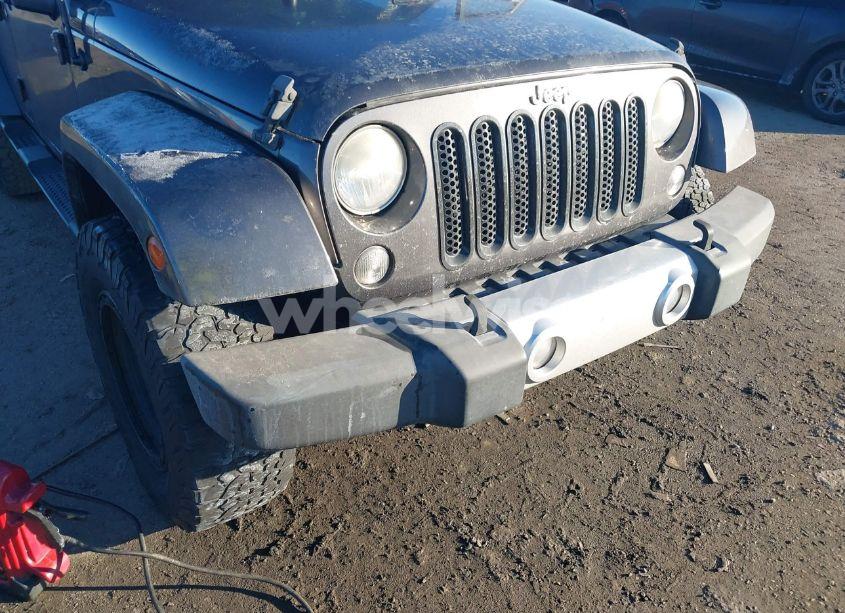 Photo 6 of 2014 Jeep Wrangler UNLIMITED SAHARA (VIN 1C4BJWEG3EL233858)