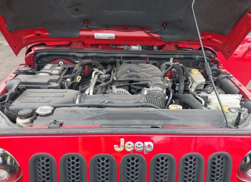 Photo 10 of 2015 Jeep Wrangler UNLIMITED SAHARA (VIN 1C4BJWEG3FL687982)