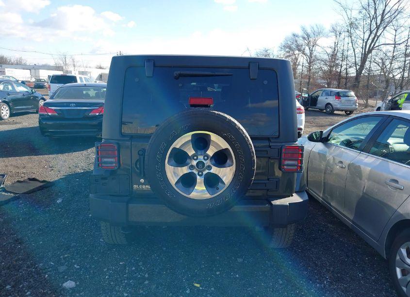 Photo 16 of 2016 Jeep Wrangler UNLIMITED SAHARA (VIN 1C4BJWEG3GL161546)