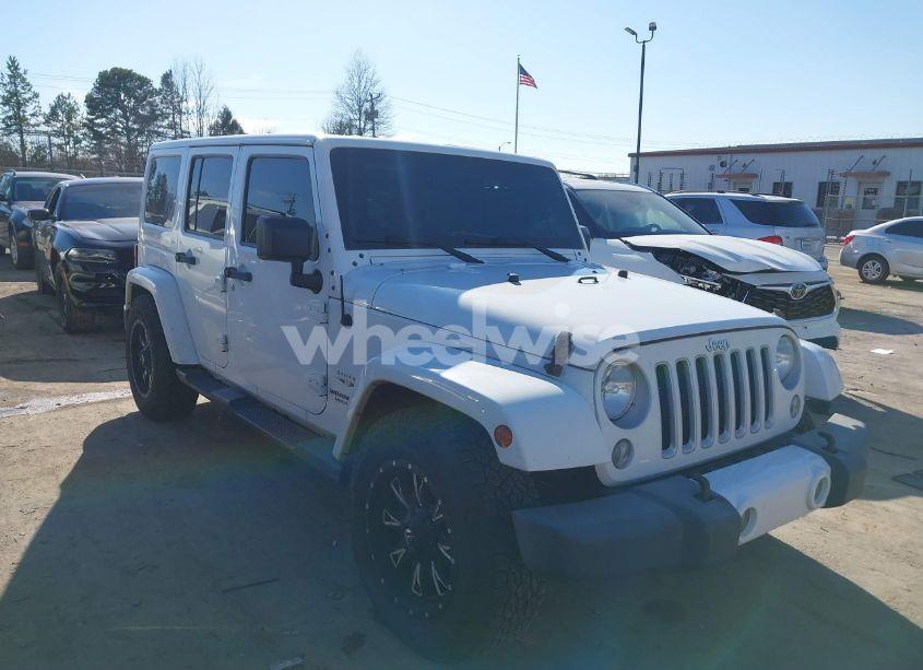 2016 Jeep Wrangler UNLIMITED SAHARA (VIN 1C4BJWEG3GL194420) main photo