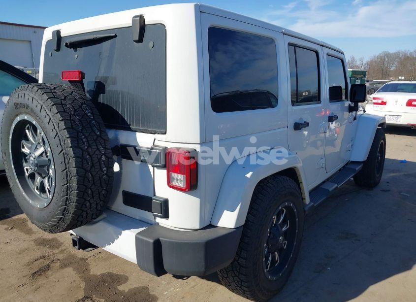 Photo 4 of 2016 Jeep Wrangler UNLIMITED SAHARA (VIN 1C4BJWEG3GL194420)