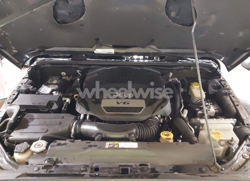 Photo 10 of 2016 Jeep Wrangler UNLIMITED 75TH ANNIVERSARY (VIN 1C4BJWEG3GL244779)