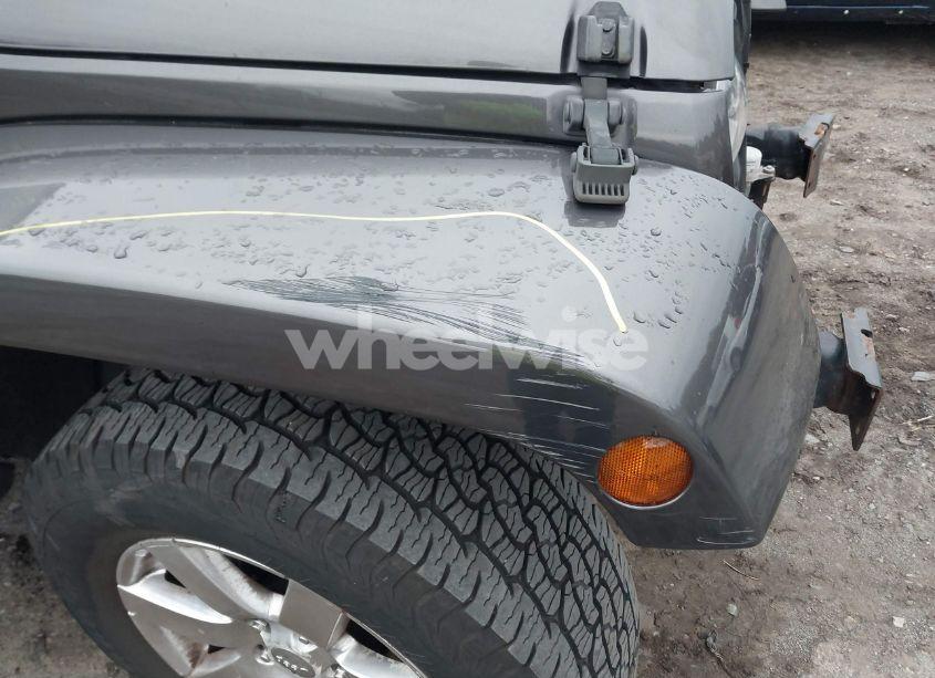 Photo 18 of 2016 Jeep Wrangler UNLIMITED SAHARA (VIN 1C4BJWEG3GL261422)