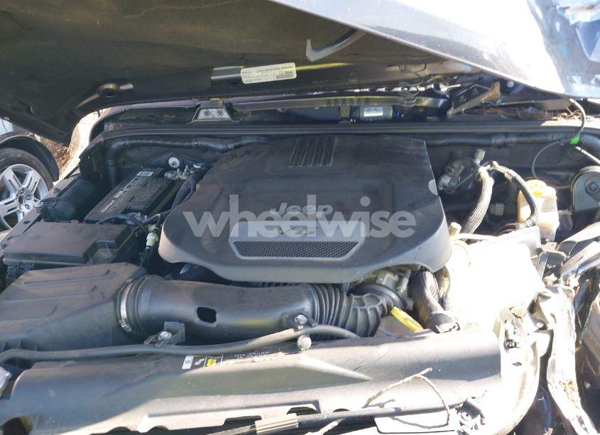 Photo 10 of 2017 Jeep Wrangler UNLIMITED SAHARA 4X4 (VIN 1C4BJWEG3HL567733)