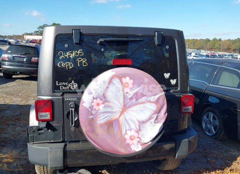 Photo 15 of 2017 Jeep Wrangler UNLIMITED SAHARA 4X4 (VIN 1C4BJWEG3HL567733)