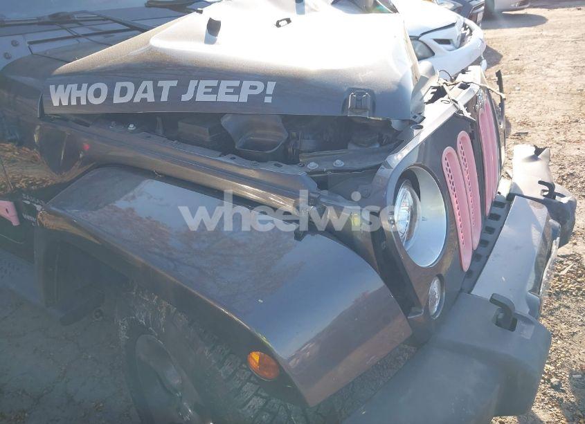 Photo 17 of 2017 Jeep Wrangler UNLIMITED SAHARA 4X4 (VIN 1C4BJWEG3HL567733)