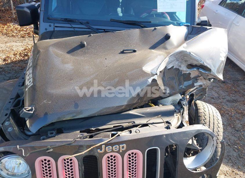 Photo 18 of 2017 Jeep Wrangler UNLIMITED SAHARA 4X4 (VIN 1C4BJWEG3HL567733)