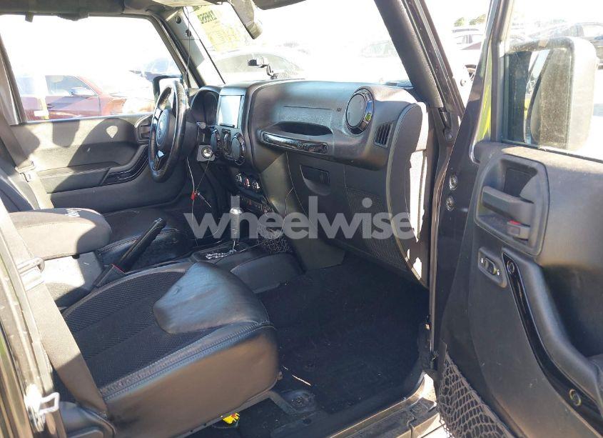 Photo 5 of 2017 Jeep Wrangler UNLIMITED WINTER 4X4 (VIN 1C4BJWEG3HL607504)