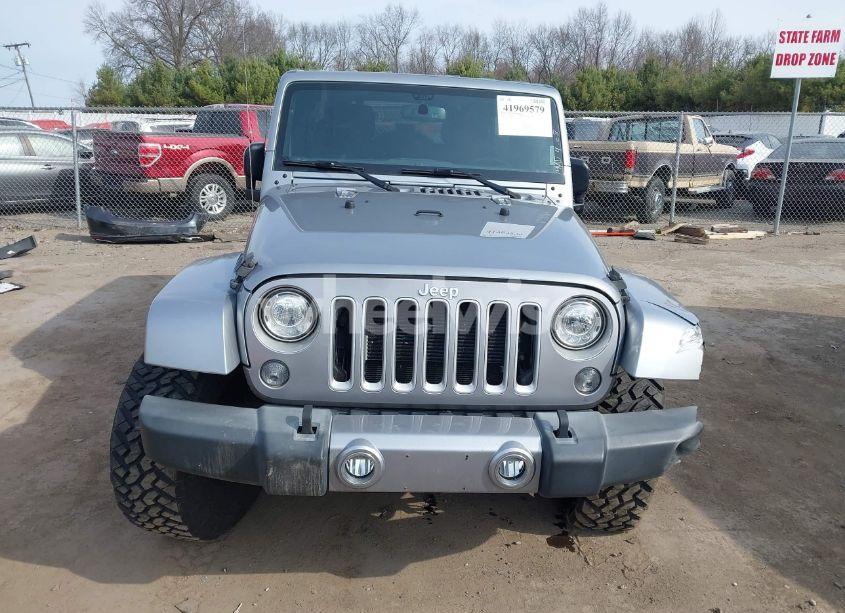 Photo 12 of 2017 Jeep Wrangler UNLIMITED SAHARA (VIN 1C4BJWEG3HL653947)