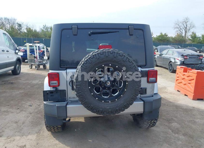 Photo 16 of 2017 Jeep Wrangler UNLIMITED SAHARA (VIN 1C4BJWEG3HL653947)