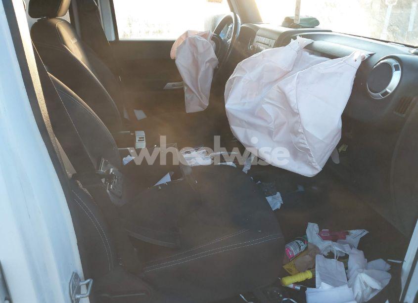 Photo 5 of 2018 Jeep Wrangler JK UNLIMITED SAHARA 4X4 (VIN 1C4BJWEG3JL832012)