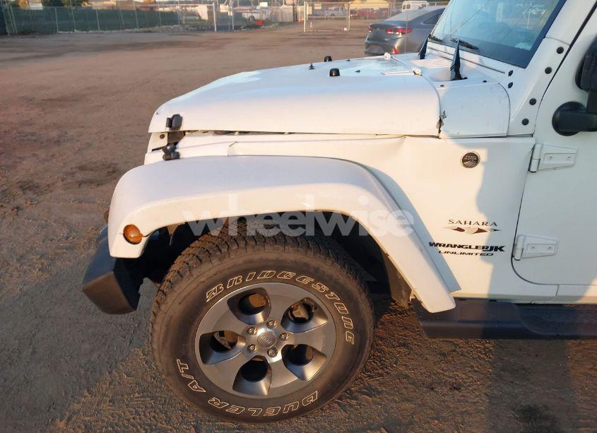 Photo 6 of 2018 Jeep Wrangler JK UNLIMITED SAHARA 4X4 (VIN 1C4BJWEG3JL832012)