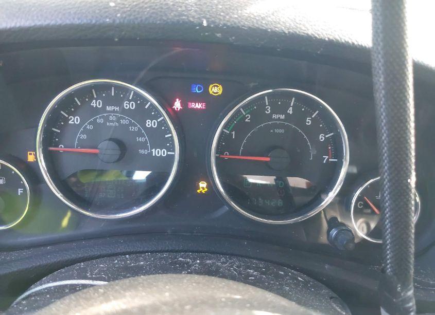 Photo 7 of 2014 Jeep Wrangler UNLIMITED SAHARA (VIN 1C4BJWEG4EL122347)