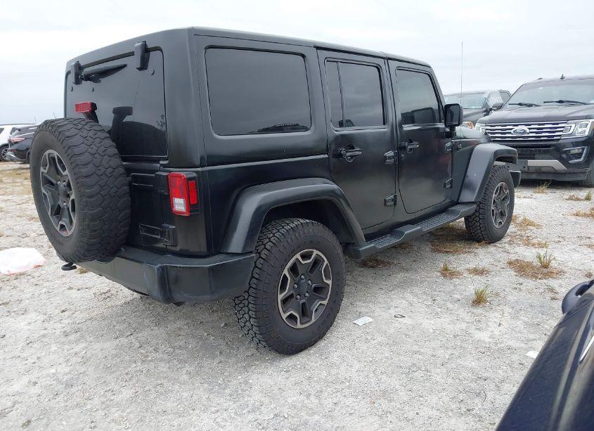 Photo 4 of 2014 Jeep Wrangler UNLIMITED SAHARA (VIN 1C4BJWEG4EL317865)