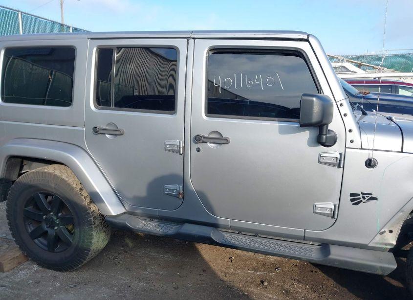 Photo 13 of 2015 Jeep Wrangler UNLIMITED SAHARA (VIN 1C4BJWEG4FL509014)